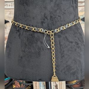 NWOT Gold And Black Chain Belt with Purse Charm